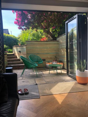 Chorlton Garden Rooms. Relax, work, stay and play.